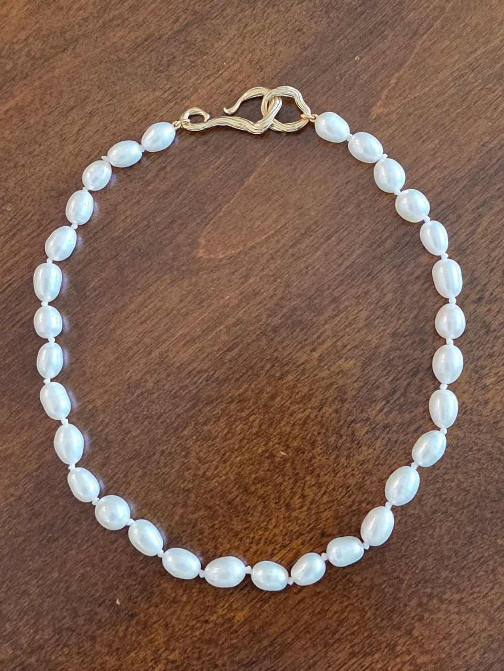 Sophia C Bella Necklace 18k Goldplated On Brass Genuine Large White Pearls New - Picture 2 of 3